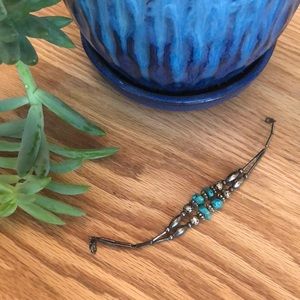 Turquoise beaded bracelet